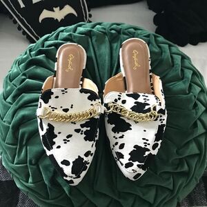 Qupid Y2K Cow Print Flats Slip On, Faux Suede Black & White Gold Accent size 7